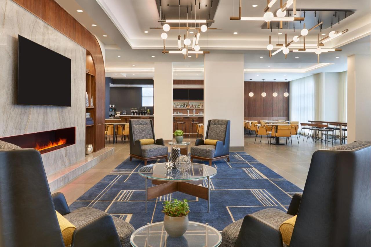 Hotel Courtyard By Marriott Kitchener Esterno foto