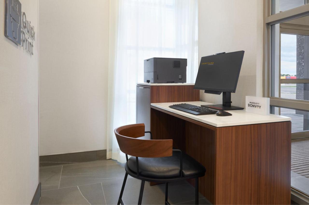 Hotel Courtyard By Marriott Kitchener Esterno foto