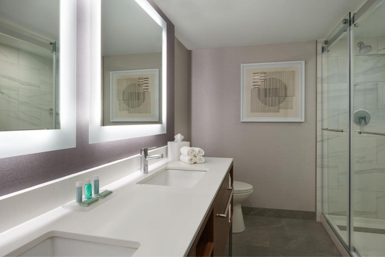 Hotel Courtyard By Marriott Kitchener Esterno foto